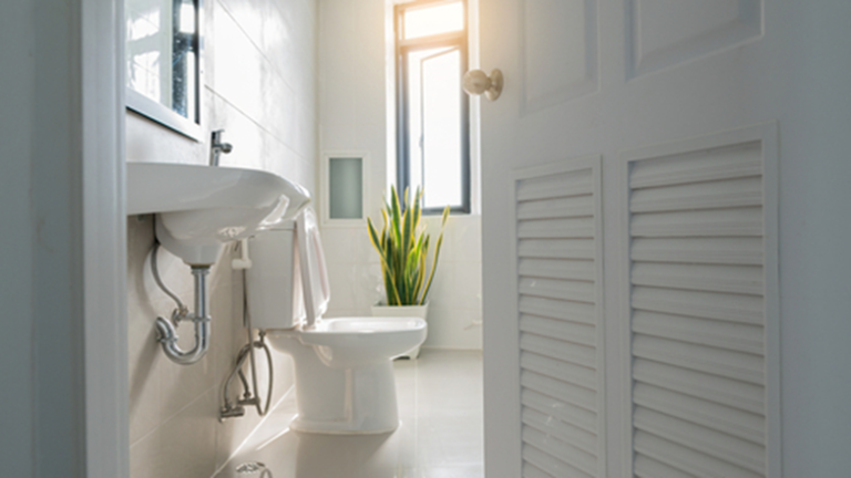 How to Choose Bathrooms Locations in Your House: Guide